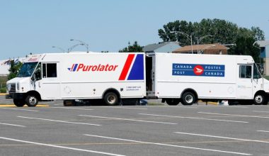 Purolator shipping vs canada post